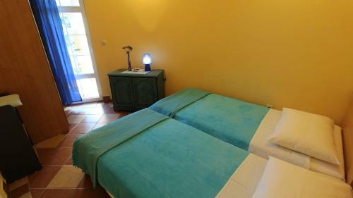 Two-bedroom Apartment In Malinska IV