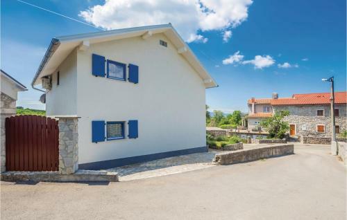 Three-bedroom Holiday Home Zgombici 01