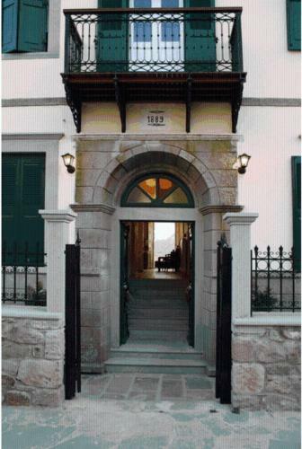 Apartamento Artemis Traditional Hotel