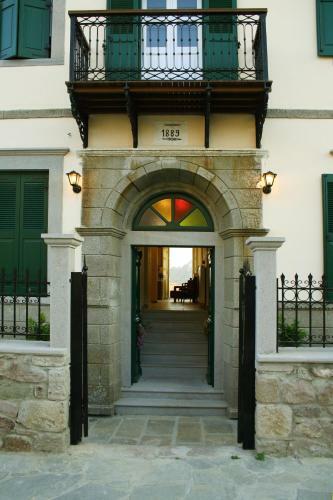 Apartamento Artemis Traditional Hotel