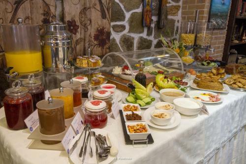 Hostal Archontiko Hotel