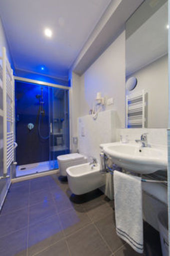 Executive Inn Boutique Hotel