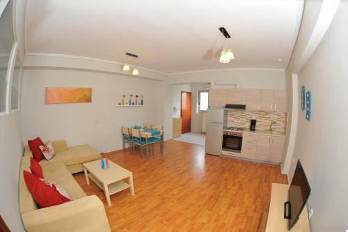 Apartments More