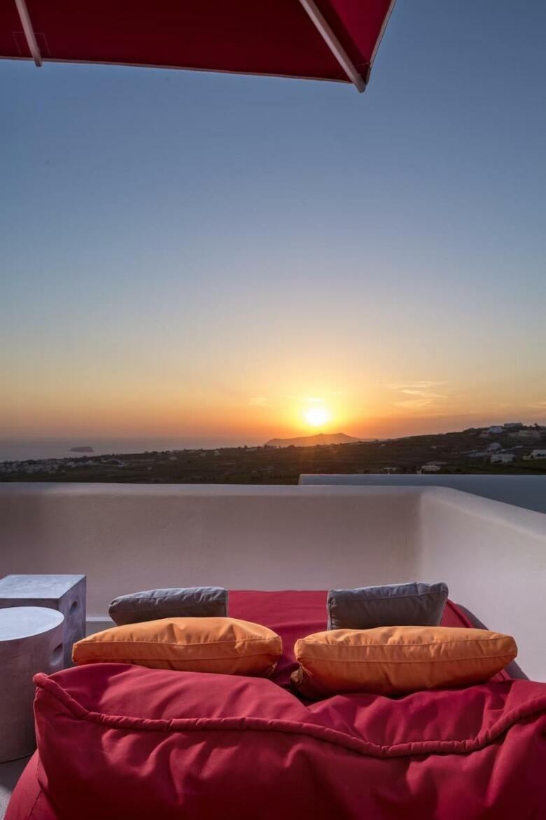 Art Hotel Santorini