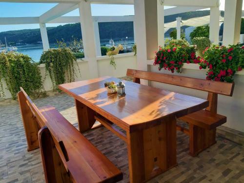 Hostal Guesthouse Raffaello