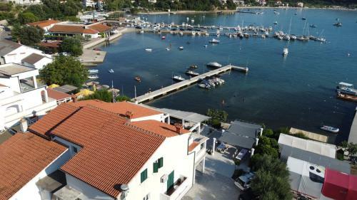 Hostal Guesthouse Raffaello