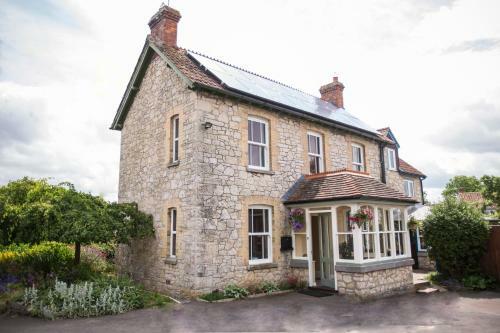 Withy Cottages