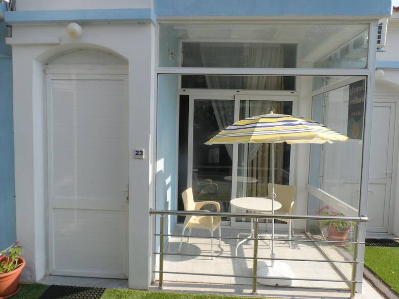 Hostal Homely Studios