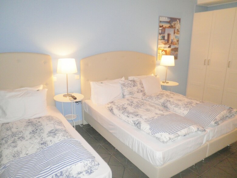 Hostal Homely Studios