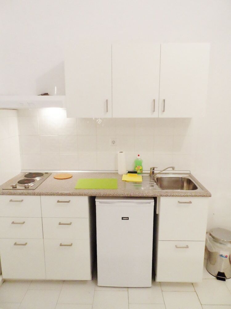 Hostal Homely Studios