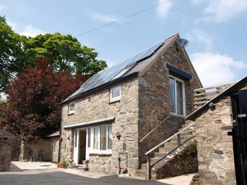 The Coach House VI
