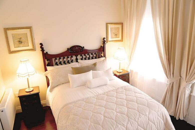 Bed & Breakfast Number 8 The Townhouse