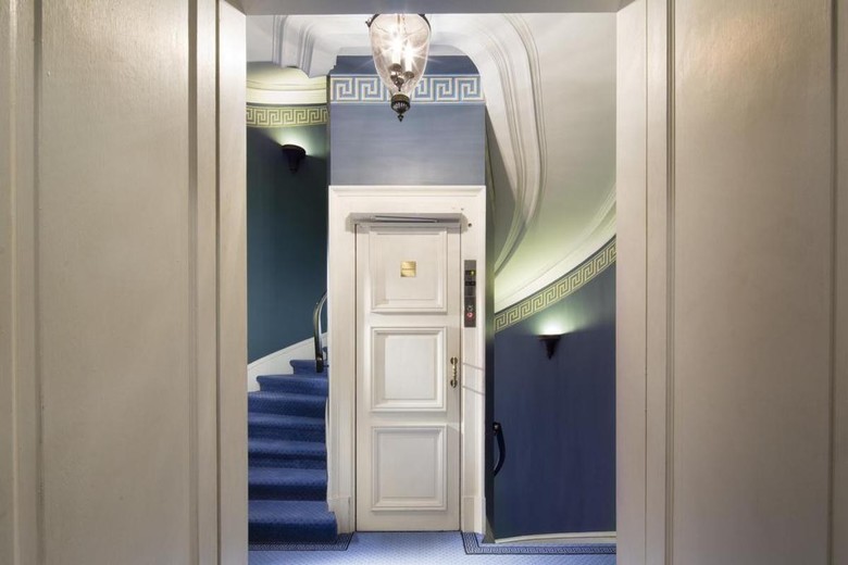 Hotel Le Dokhan�s A Tribute Portfolio