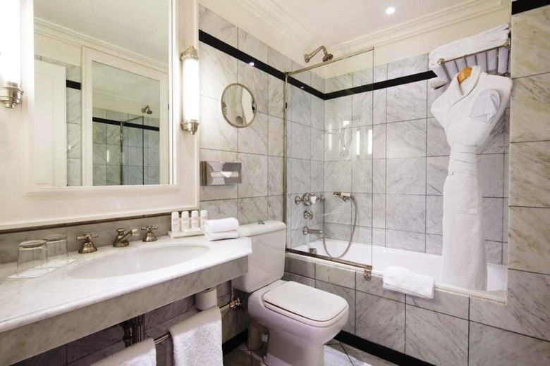 Hotel Le Dokhan�s A Tribute Portfolio