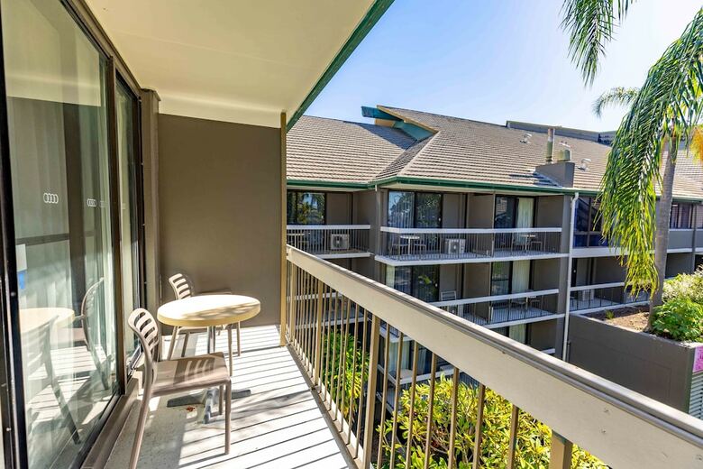 Hotel Paradise Resort Gold Coast