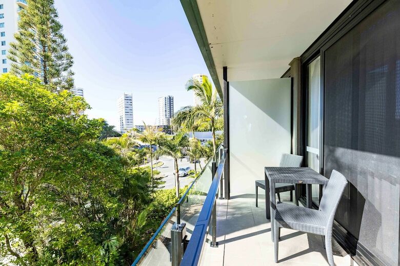 Hotel Paradise Resort Gold Coast