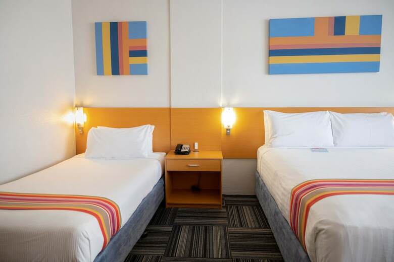 Hotel Paradise Resort Gold Coast