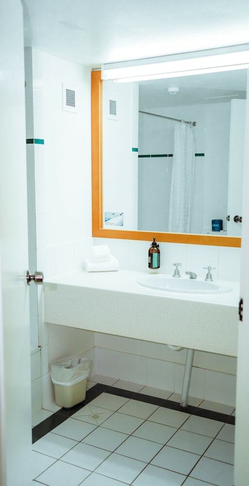 Hotel Paradise Resort Gold Coast