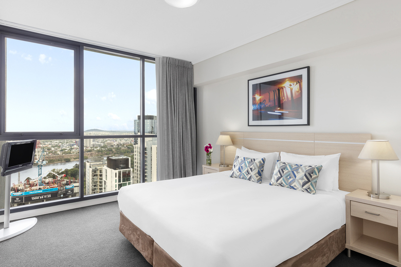 Hotel Oaks Charlotte Towers