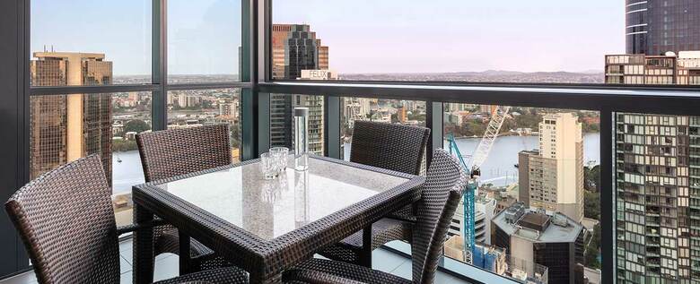 Hotel Oaks Charlotte Towers