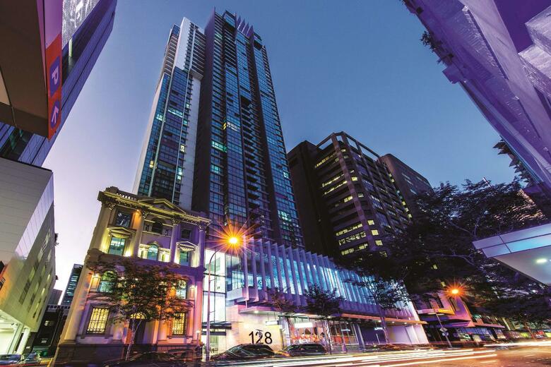 Hotel Oaks Charlotte Towers