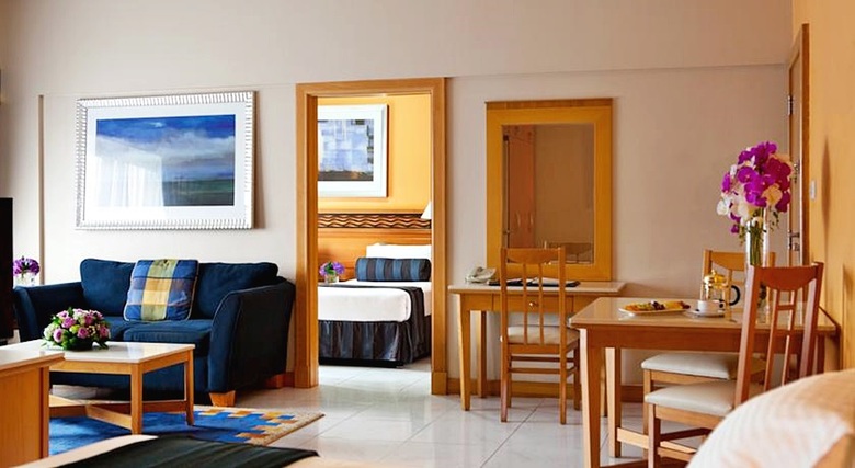 Golden Sands Hotel Apartments