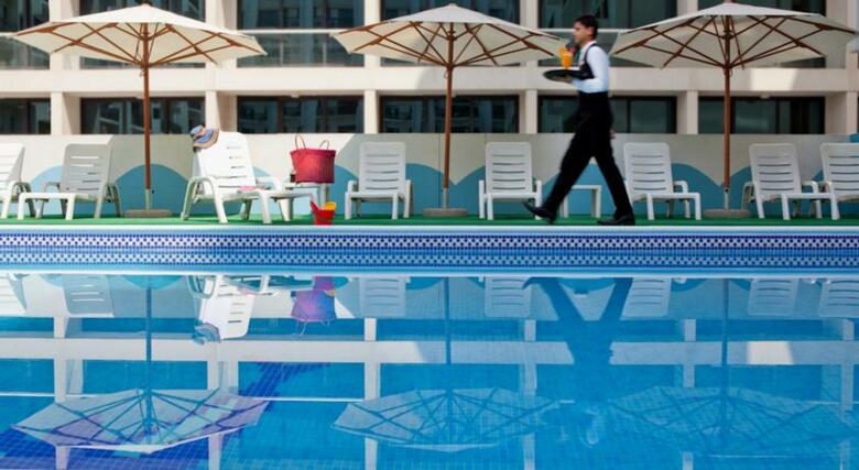 Golden Sands Hotel Apartments