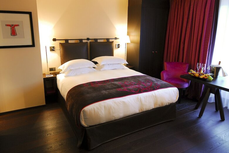 Hotel Eastwest
