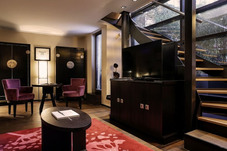 Hotel Eastwest