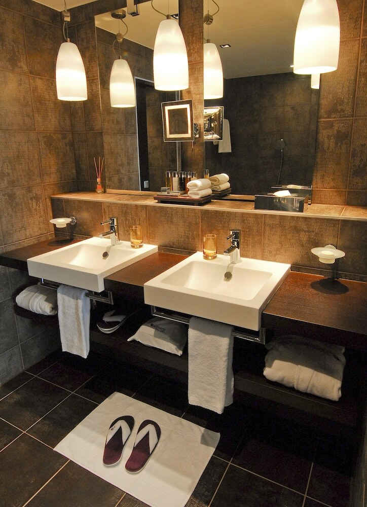 Hotel Eastwest