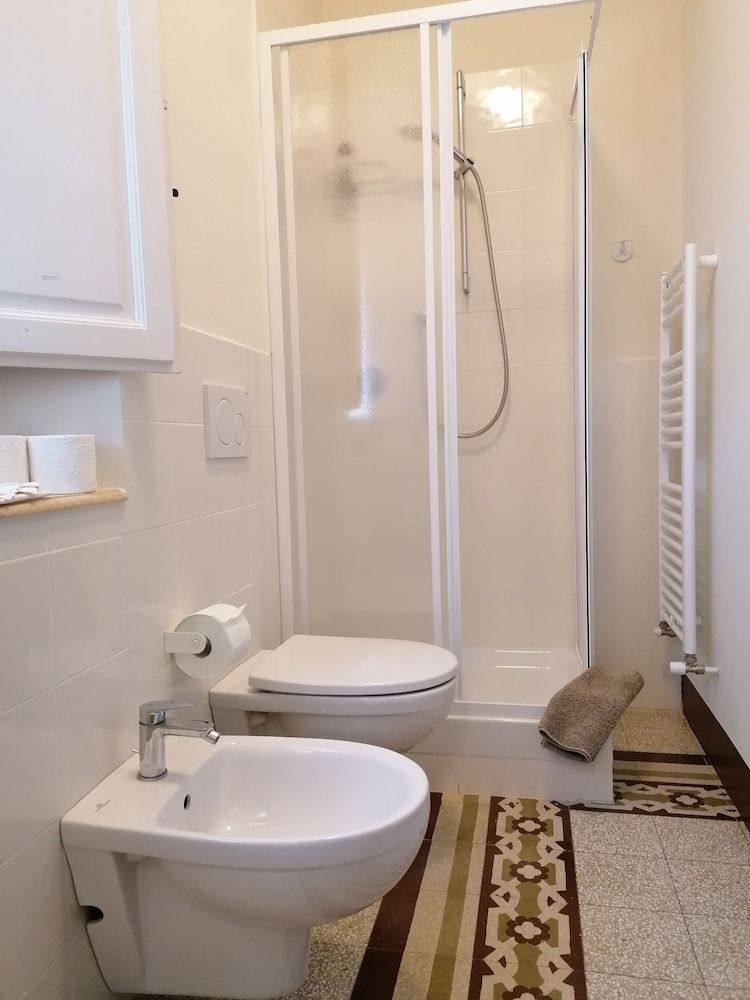 Hostal Cosetta Guest House