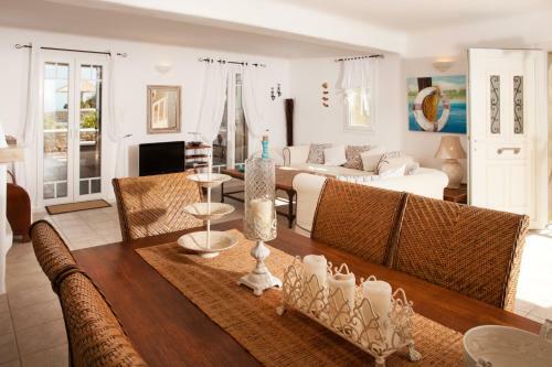 El Mar Estate & Villas