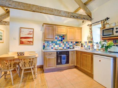 Farmhouse Cottage