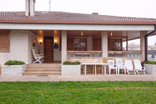 Albergue El Jard�n De Muruz�bal