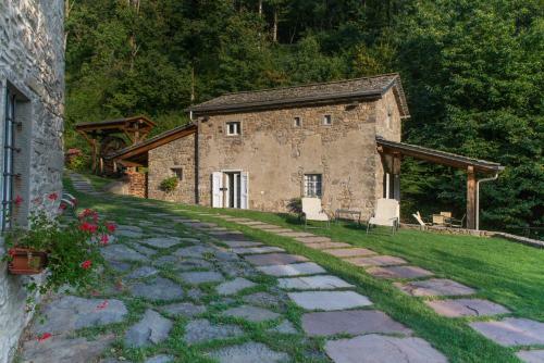 Sasso Al Melo