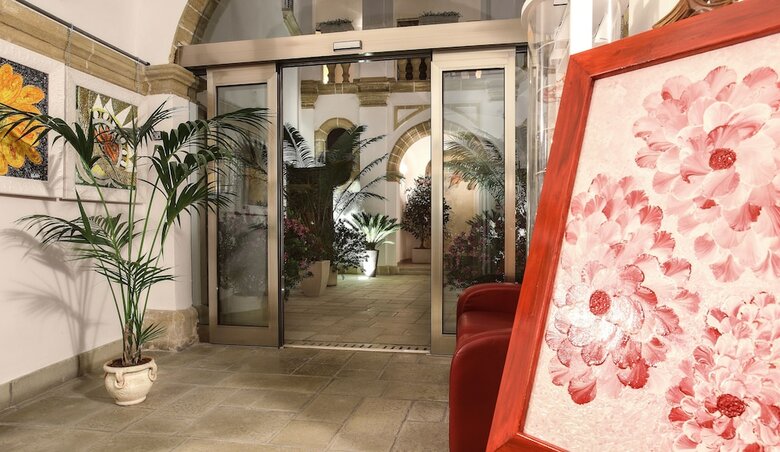 Al Pescatore Hotel & Restaurant
