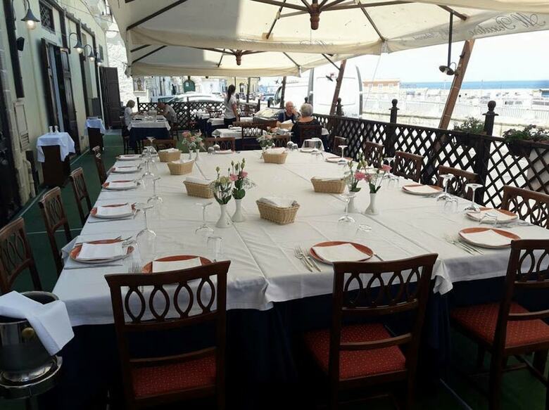 Al Pescatore Hotel & Restaurant