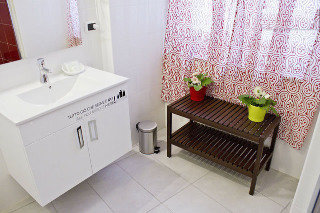 Behouse Room And Breakfast
