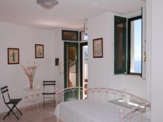 San Giovanni A Mare Apartments