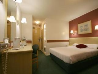 Hotel Days Inn South Mimms M25