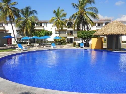 Suites Las Palmas Hotel & Villas