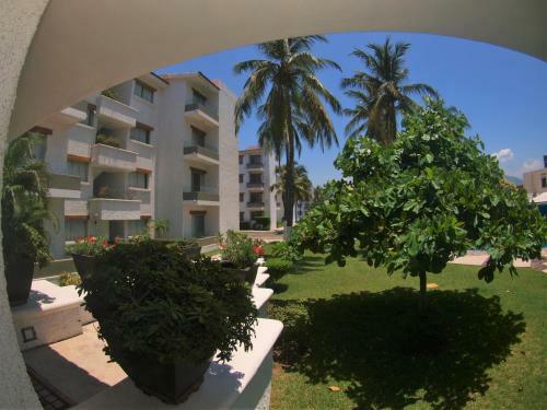 Suites Las Palmas Hotel & Villas