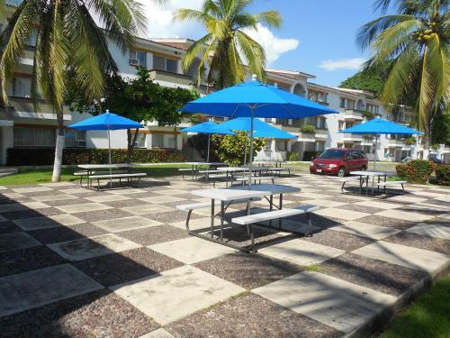Suites Las Palmas Hotel & Villas