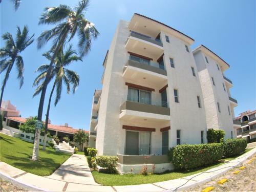 Suites Las Palmas Hotel & Villas
