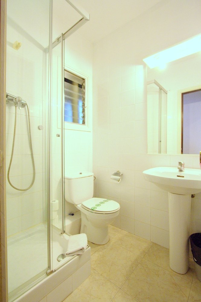 Apartamentos La Pedrera Residence