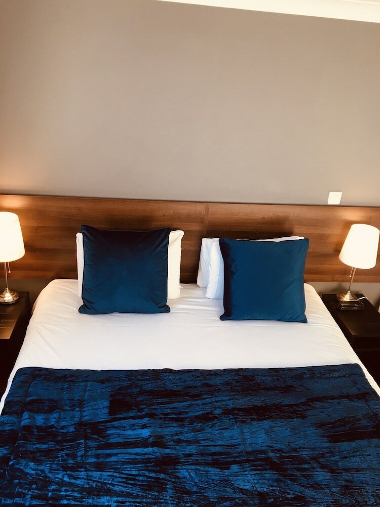 Abbey Hotel