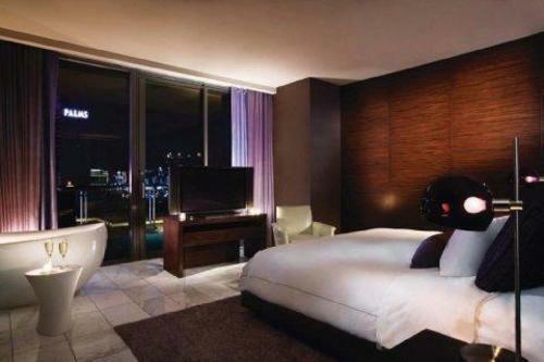 Palms Place Hotel And Spa