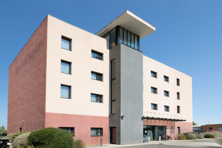 Hotel Holiday Inn Express Marseille Airport