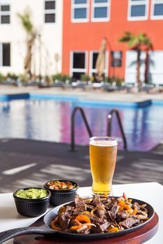 Hotel City Express Suites Cabo San Lucas