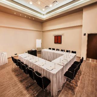 Hotel City Express Plus Cabo San Lucas